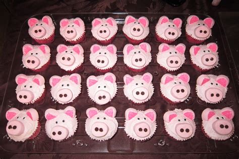 Piggy Cupcakes - CakeCentral.com