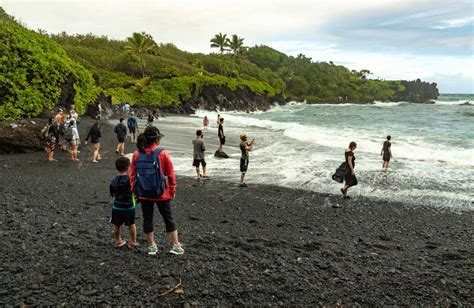 Maui Black Sand Beaches | Must Do Stop On Road To Hana