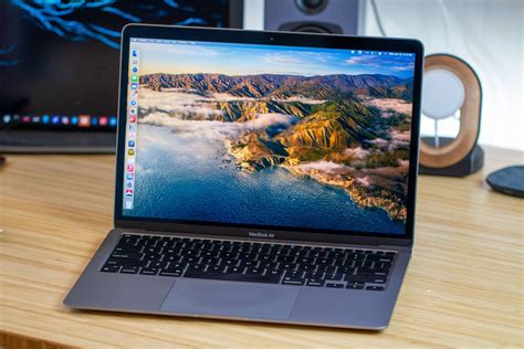 Did Your M1 MacBook Screen Randomly Crack on Its Own? You’re Not Alone - AppleToolBox