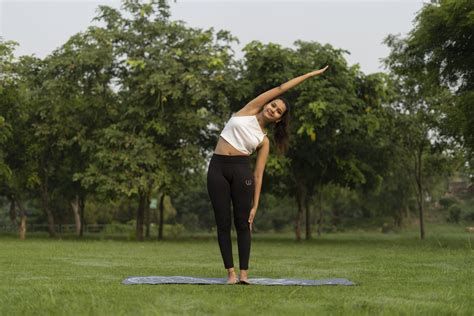 Ardha Kati Chakrasana (Standing Side Bend Pose) - PixaHive