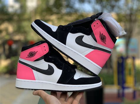 Girls Air Jordan 1s OG Valentine’s Day Black-Hyper Pink-White In UK