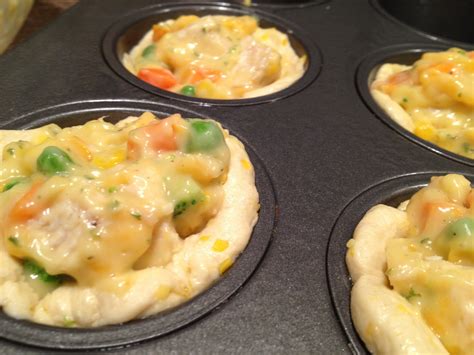 Cheesy Chicken Pot Pie Muffins | Recipe Chicken Pot Pie