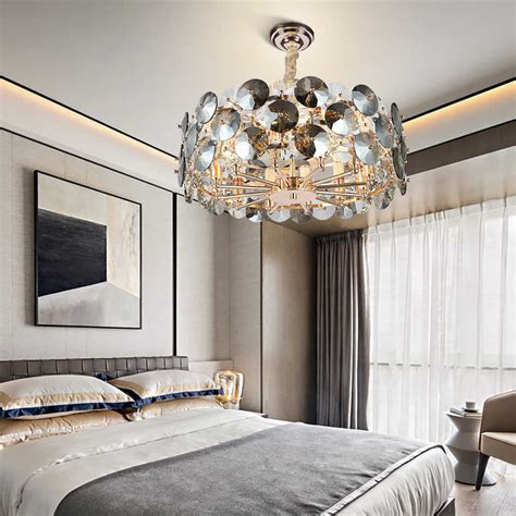 Modern Chandeliers: Huge Selection of Room Decorating Options