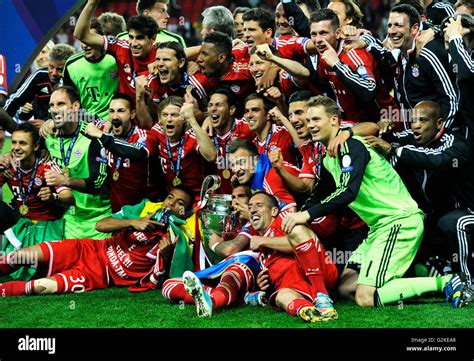 Uefa champions league trophy ceremony hi-res stock photography and images - Alamy