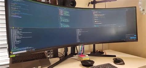 The Ideal Monitor Setup for Programming (Solved!) - Simple Programmer