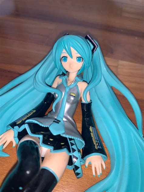 Hatsune Miku Premium Figure -Angel Breeze-, Entertainment, J-pop on Carousell