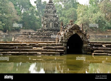 Neak Pean ,Angkor area Stock Photo - Alamy