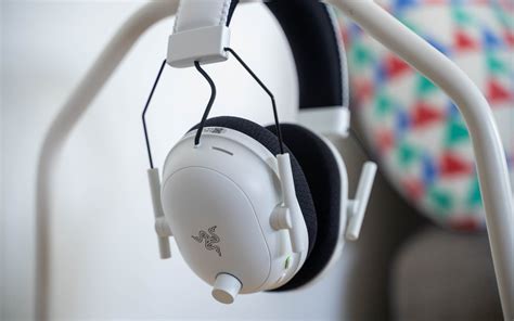 Razer Blackshark V2 Pro review: Lightweight performance - Can Buy or Not