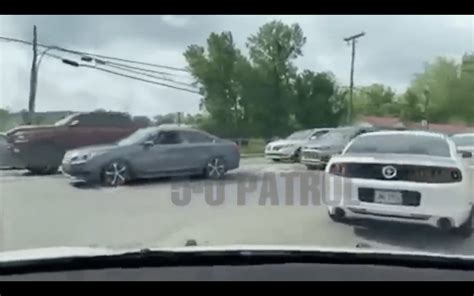 VIDEO: Ford Mustang Leads Tesla Police Car On High Speed Chase! – TorqueTube