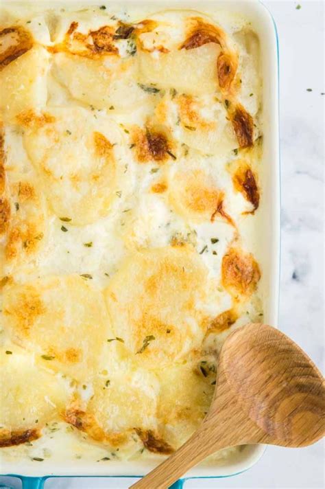 Extra Creamy, Easy Scalloped Potatoes Recipe (VIDEO) - West Via Midwest