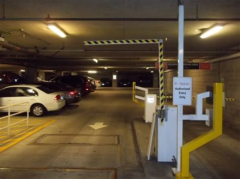 Parking Garage Barrier Arm Gate - Automated Gates and Equipment