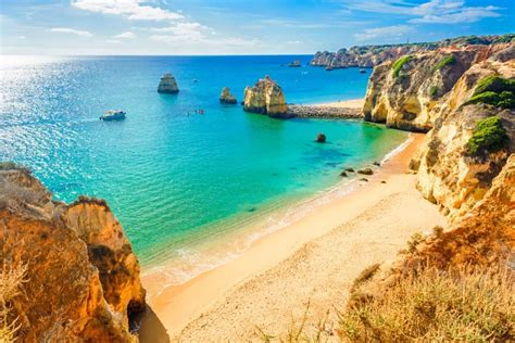 10 Travel Tips for Visiting the Algarve, Portugal - Road Affair