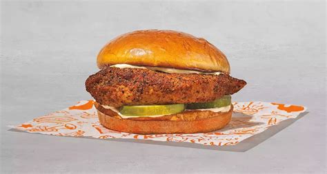 Popeyes Introduces New Blackened Chicken Sandwich - The Fast Food Post