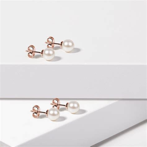 Freshwater Pearl Stud Earrings in Rose Gold | KLENOTA