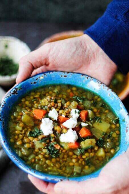 Greek Lentil Soup with Feta – Fakes - Eating European