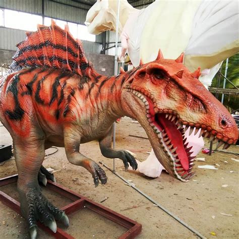 Scary Animatronic Spinosaurus | X-Dino