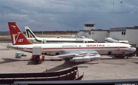 Boeing 707-338C - Qantas | Aviation Photo #0190711 | Airliners.net