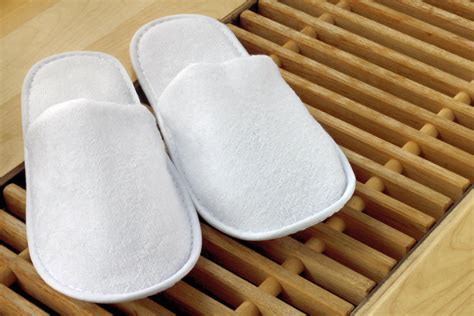 Spa Slippers: 7 Reasons Why You Should Invest in Them | RobeMart