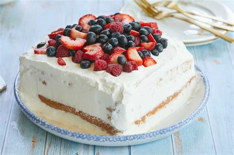 Tres Leches Cake Recipe with Fresh Berries (Porto’s Inspired Milk’N Berries Cake)