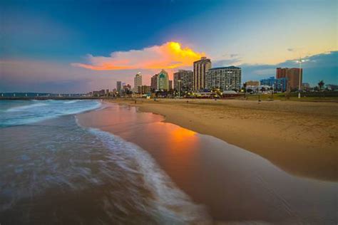 Durban Beach - 9 Best Beaches In Durban For You | Mr. Pocu Blog