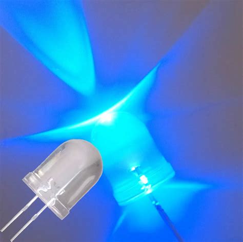 100pcs/Lot,Ultra Bright LED 10mm blue LEDs light SUPER BRIGHT BLUE 10000mcd-in LED Bulbs & Tubes ...