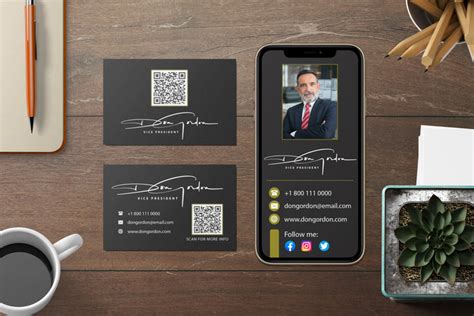 QR Code Business Card: How To Scan a QR Code | Artlogo