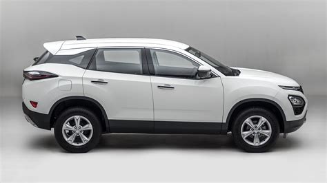 Tata Harrier 7 Seater Interior Images - Garigos