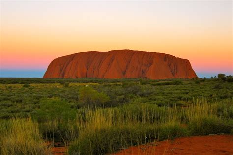 Australia’s Outback: My Trip to Uluru - TEAN