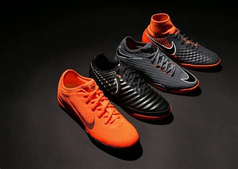 10 Rekomendasi Sepatu Futsal Merk Nike Terbaik (Terbaru 2023) - CekList.ID