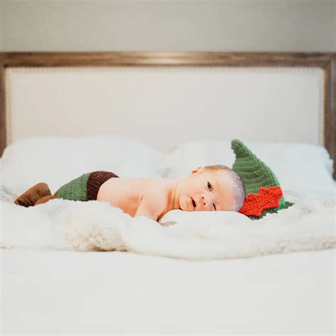 The Very Best Newborn Photography Props: Girl, Boy and Unisex - Localgrapher