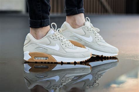 Nike Air Max 90 Women's (Oatmeal/Gum) - Sneaker Freaker