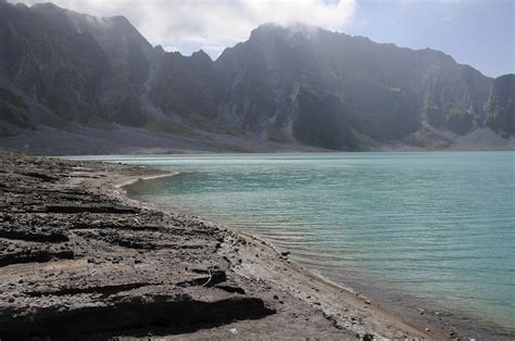 Crater lake of Mount Pinatubo (15) | Pinatubo | Pictures | Philippines in Global-Geography