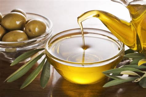 Olive oil from Spain wholesale .. 17 recommend places | importing-house