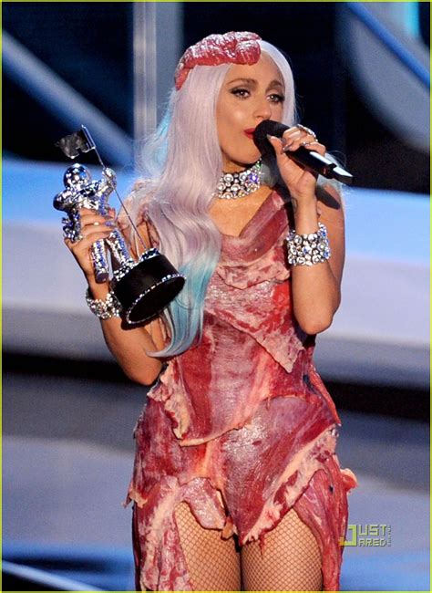 Lady Gaga's Meat Dress -- Born This Way!!!: Photo 2479701 | 2010 MTV VMAs, Lady Gaga Pictures ...