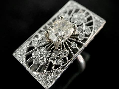 Proantic: Platinum Cushion Cut Diamond Ring Of 1.20 Carats And 46 Bril