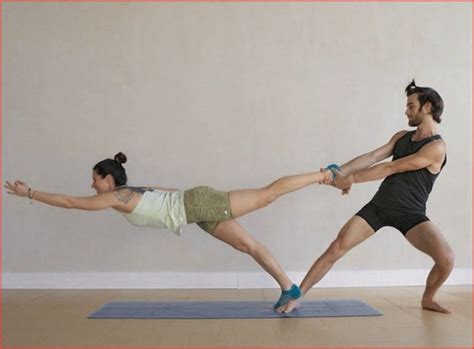 Gymnastics Easy Rybka Twins Gymnastics Easy Yoga Poses For Two People