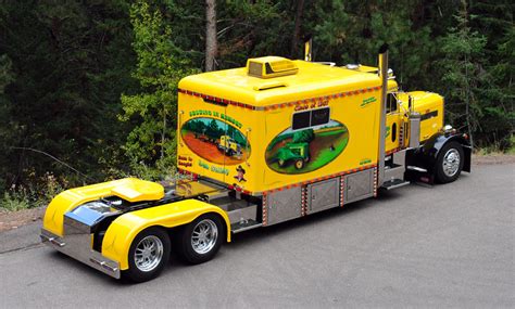 1000+ images about Big Rig & Truck Models on Pinterest | Trucks, Model kits and Peterbilt