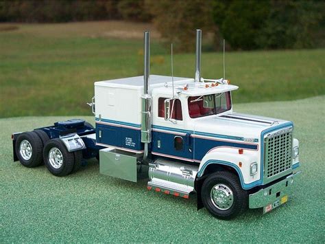 AMT International Transtar 4300 Eagle Plastic Model Truck Kit 1/25 Scale #629 | Model truck kits ...