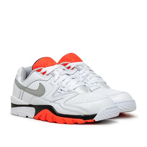 Nike Leather Air Cross Trainer 3 Low in White for Men - Lyst