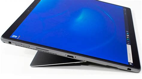 Dell Latitude 7320 Detachable Review: Eclipsing Surface Pro | HotHardware