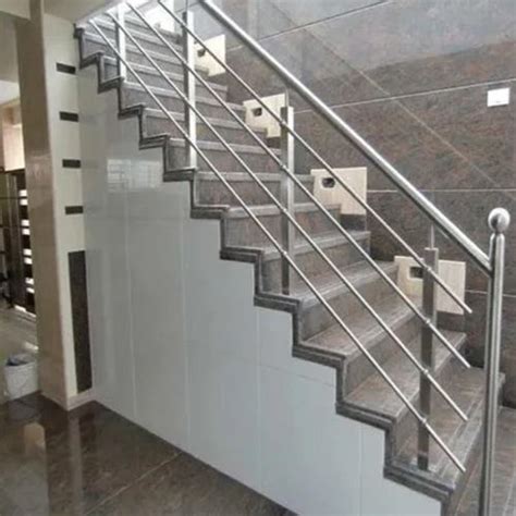 Stainless Steel Stair Railings at 650.00 INR in Patna | Maa Ambe Aluminium & Glass