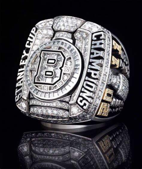 Bruins Corner Blog: Bruins get Stanley Cup rings