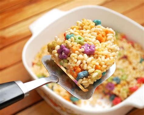 How to Make Fruit Loop Rice Krispie Treats: 7 Steps