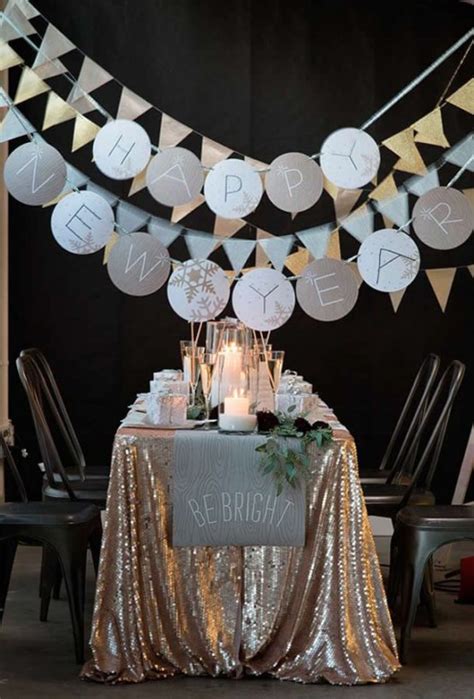 68 Cheerful New Year Party Décor Ideas - DigsDigs