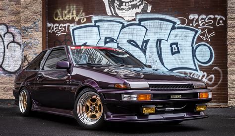 Built to Drift: This AE86 Went From Shabby Shell to Stylishly Sideways