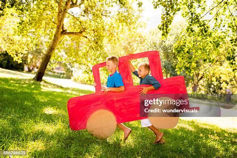 2,431 Cardboard Car Stock Photos, High-Res Pictures, and Images - Getty Images