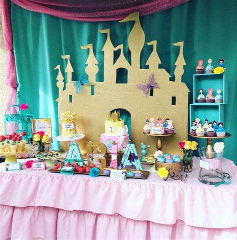 55 Decoracion De Fiesta Infantil De Princesas Disney | Fiesta de princesas, Decoracion de fiesta ...