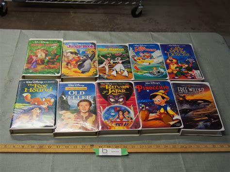 10 Walt Disney Kids Movies (One Still Sealed) - Bodnarus Auctioneering