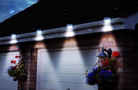 Solar Lightning and Lightning Protection: Solar Led Gutter Lights Reviews