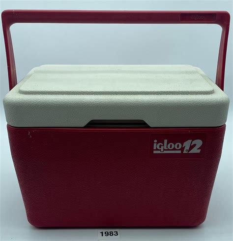 Vintage Igloo 12 Cooler Red And White | EstateSales.org